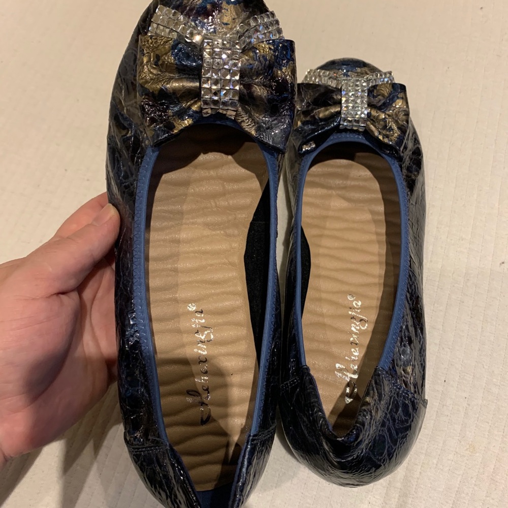 Blue shoes - Picture 8 of 8